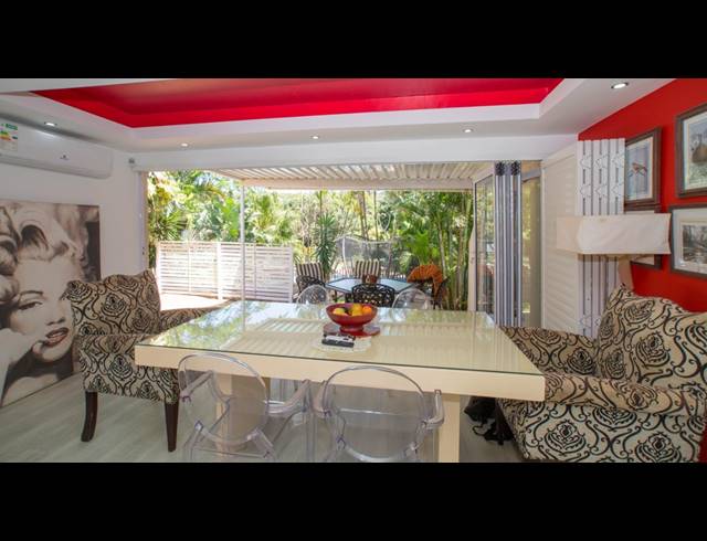 3 BEDROOM TOWNHOUSE FOR SALE IN UMHLANGA CENTRAL